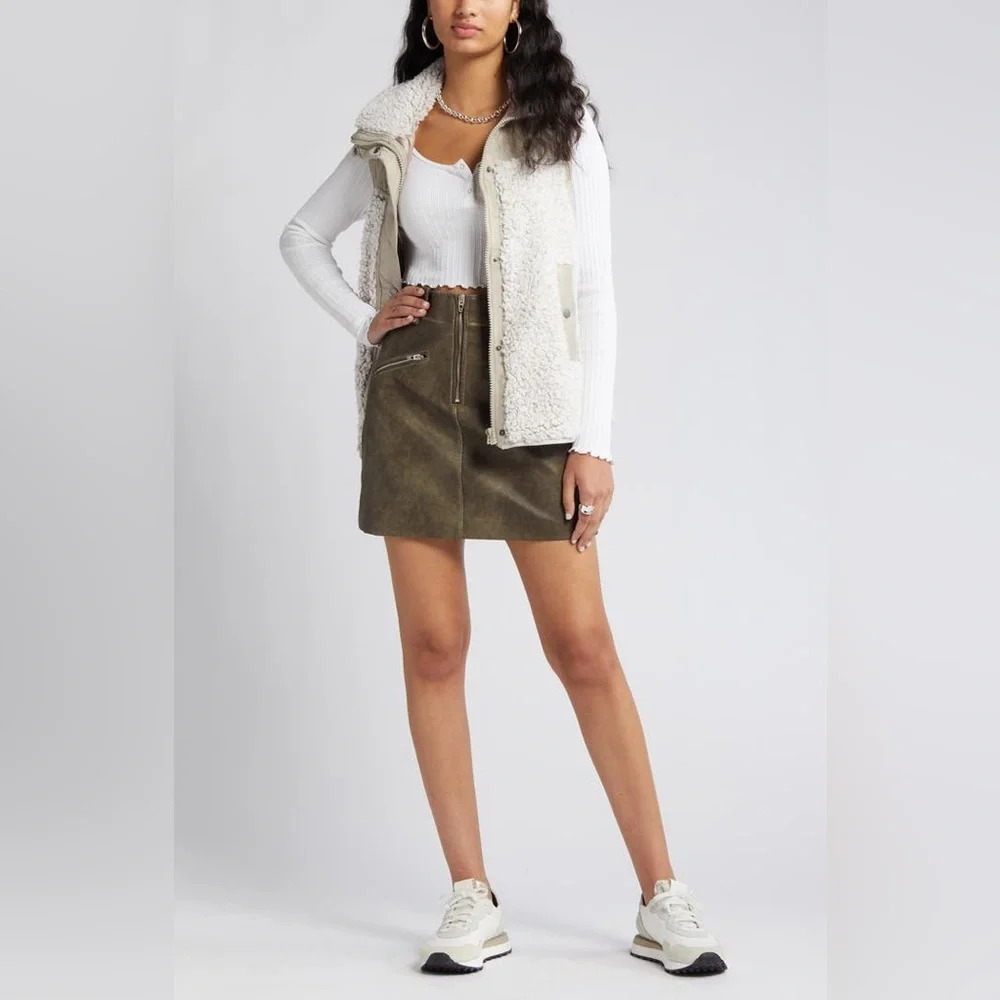 NWT BLANKNYC Zip Pocket Faux Leather Mini Skirt in Wild World Green Brown Y2K 26
